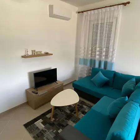Apartment Vala Mar Residences A44 *